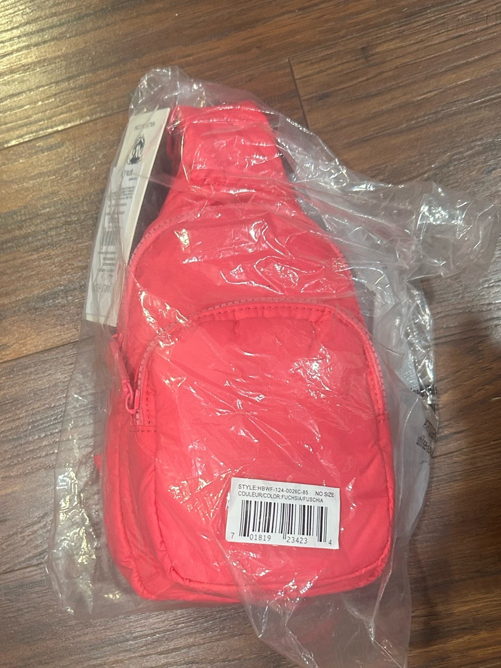 Wildfox Fushia Sling Bag/Crossbody. NWT and in original packaging. Retails $78